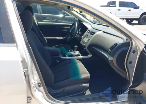 2013 Nissan Altima 3.5 Sv z USA, uszkodzony, nr VIN 1N4BL3AP9DN455814